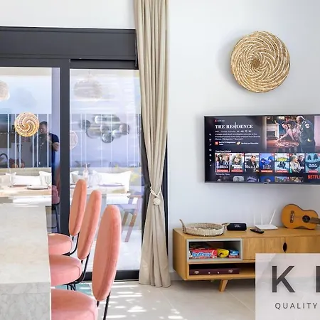 Peristeri In Lourdata Village! Lourdata (Kefalonia)