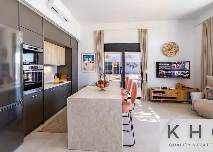 Peristeri In Lourdata Village! * Lourdata (Kefalonia)