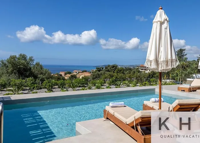 Villa Peristeri In Lourdata Village! Lourdata (Kefalonia)