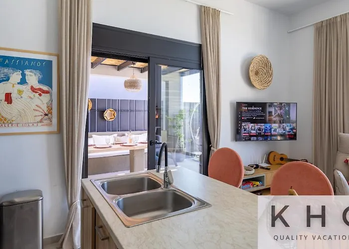 Peristeri In Lourdata Village! * Lourdata (Kefalonia)