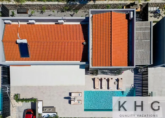 Peristeri In Lourdata Village! Villa *