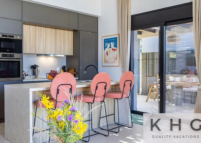 Villa Peristeri In Lourdata Village! Lourdata (Kefalonia)