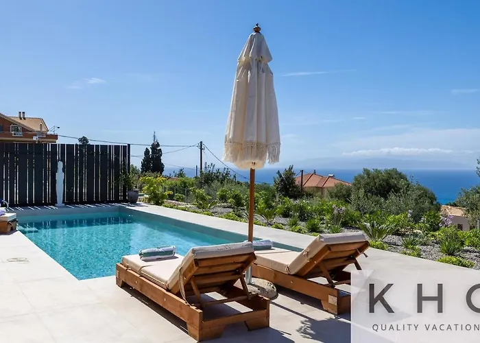 Villa Peristeri In Lourdata Village! *