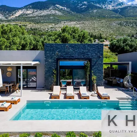 Peristeri In Lourdata Village! Villa